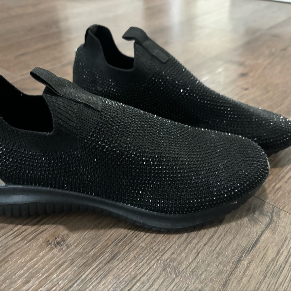 Brand new Anne Klein slip on sneakers, size 8.